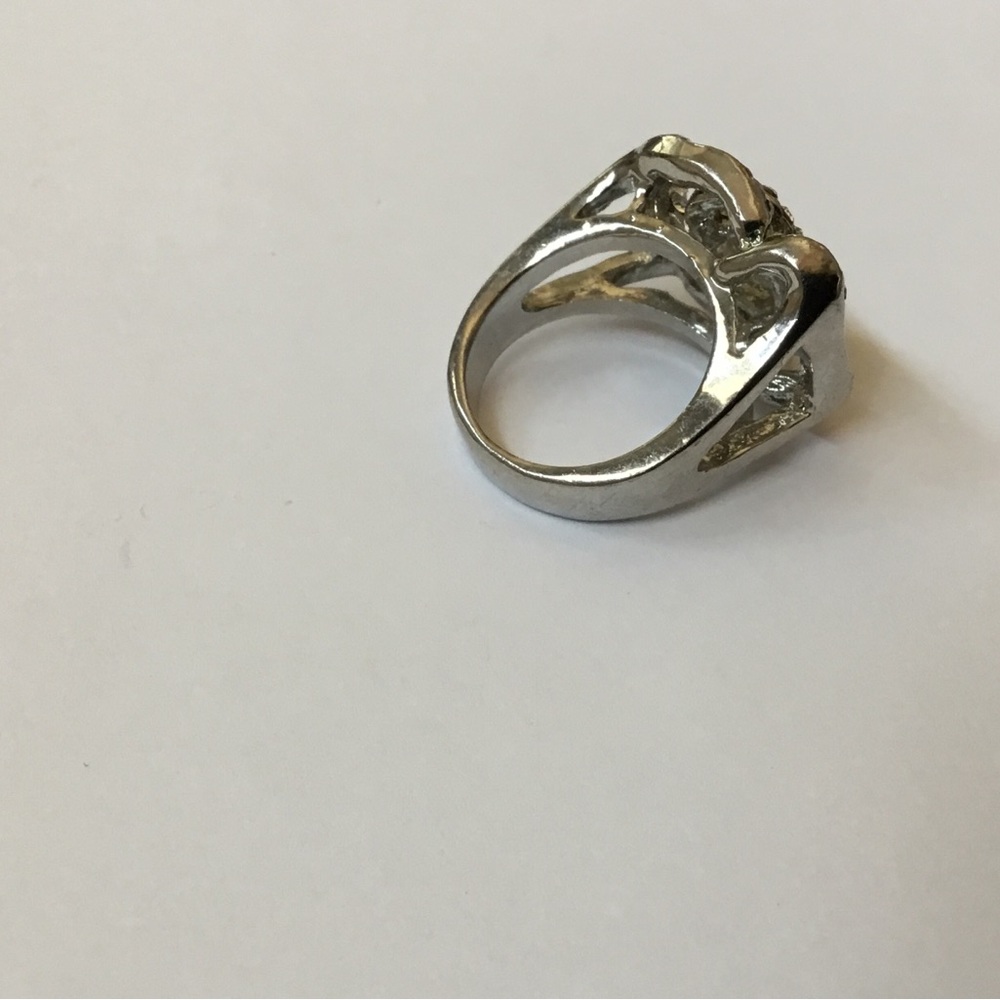 ✅ 2/$10 ✅ High Quality Genuine Crystal Silver Ring Alloy, Silver Crystal - Picture 6 of 8